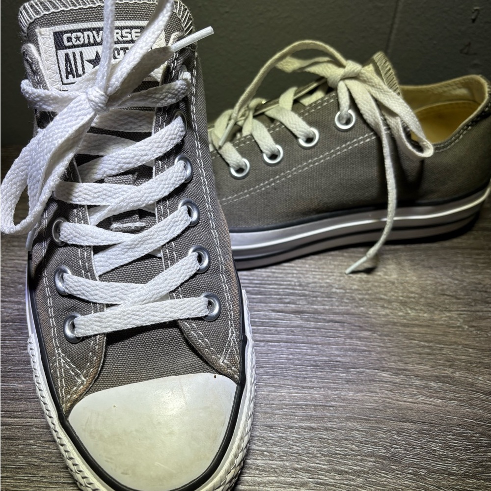 Converse Men's Gray Sneakers